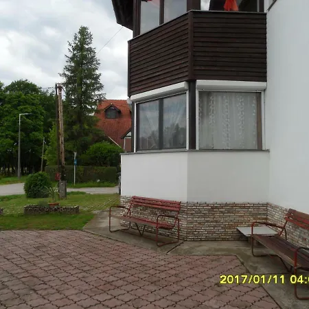 Szilencium Vendeghaz Maison d'hôtes *